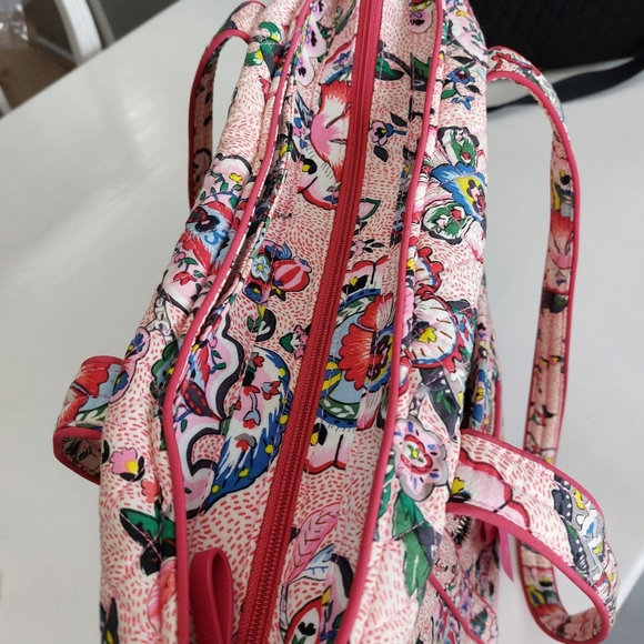 Vera Bradley Large Vera Tote Stiched Flowers NWT - Picture 5 of 5